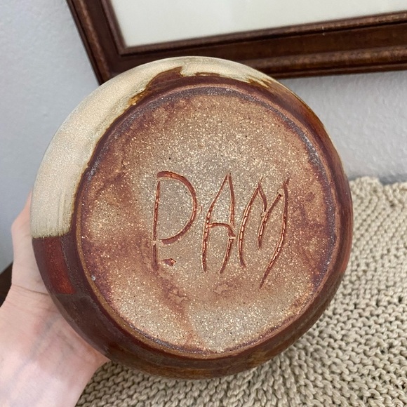 Handmade Studio Art Pottery Planter Pot Heavy Pottery Pot Ribbed Belly Pot - Picture 5 of 7